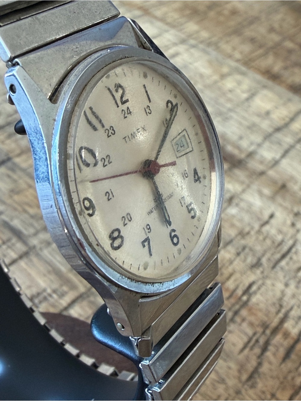 Vintage 1980s Timex Automatic Watch 30.5mm - Stainless Steel Bracelet w/ Date - Picture 3 of 7